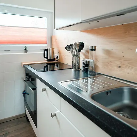 Freiburgerstrasse By Kuckucksnester * هينترتزارتن