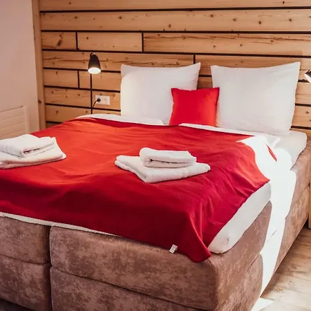 Freiburgerstrasse By Kuckucksnester *