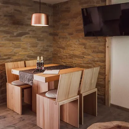 Freiburgerstrasse By Kuckucksnester *